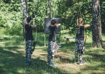 Strzelanie z łuków sportowych